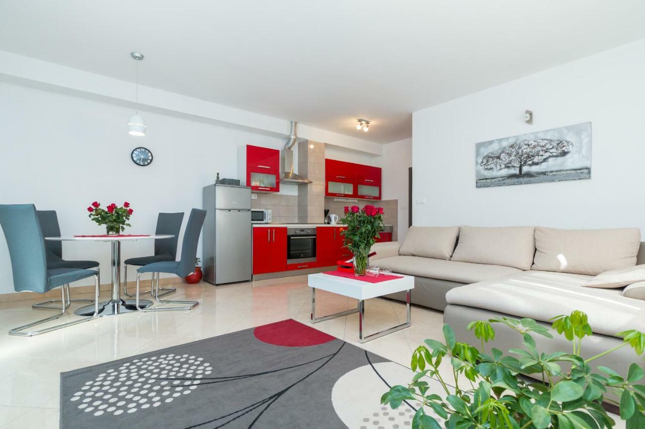 Apartment Jurasin Kastela Luaran gambar