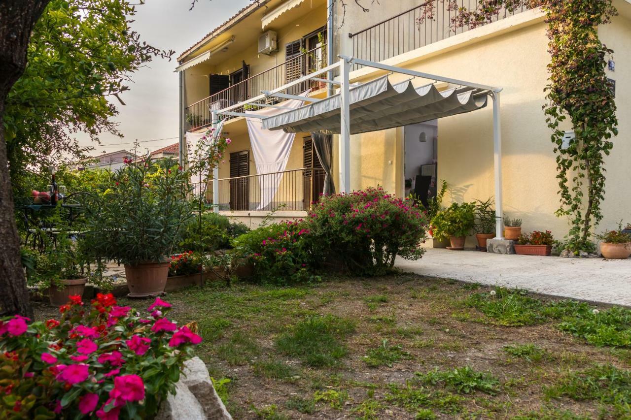 Apartment Jurasin Kastela Luaran gambar